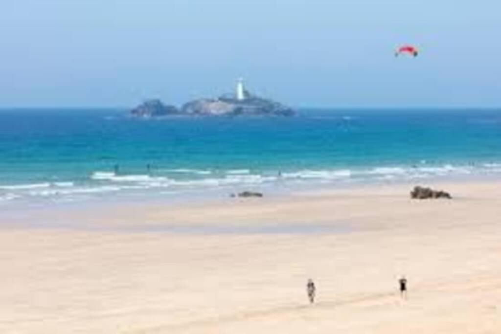 St Ives Apartment Private Parking With Garden 10 Minute Walk Into Town And Beach מראה חיצוני תמונה