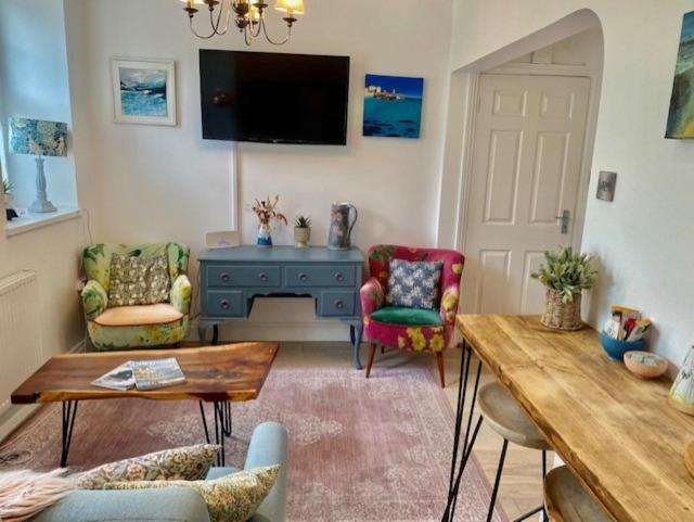 St Ives Apartment Private Parking With Garden 10 Minute Walk Into Town And Beach מראה חיצוני תמונה